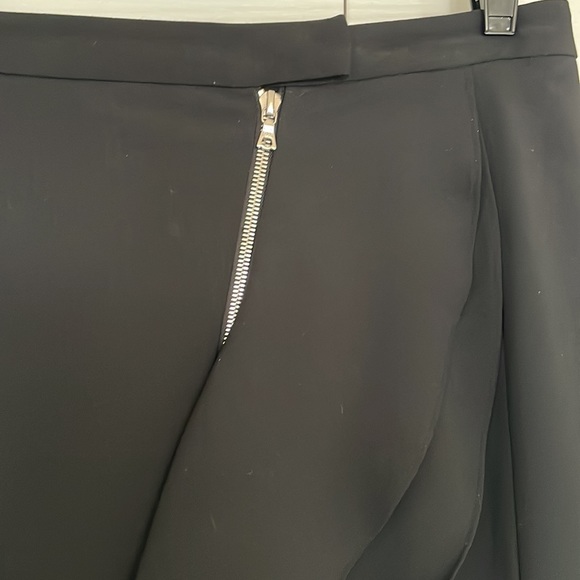 JUDTIH & CHARLES Wool Suiting Ruffle Pencil Skirt - Picture 2 of 9